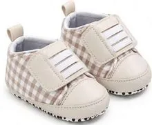 Baby Shoes – Beige Checkered
